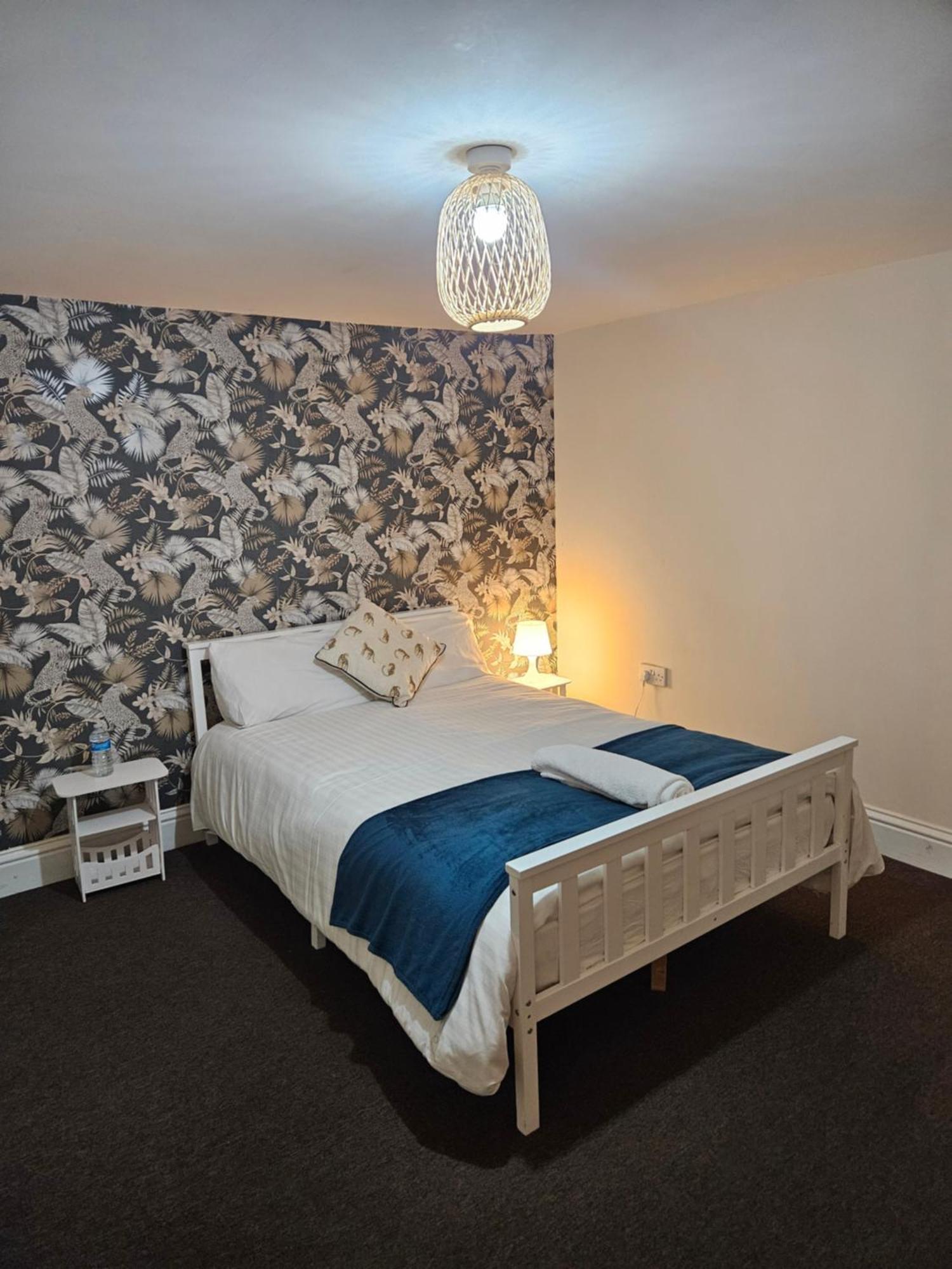 Reading Accommodation Rom 3 Ngoại thất bức ảnh